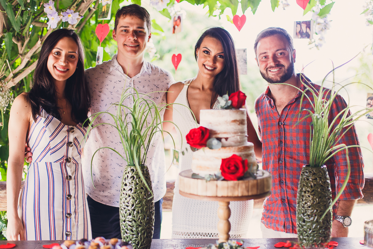 festa de noivado simples para família e amigos, Tássila costa fotografia, festa no sítio na família, Mayara e Lucas, Guarapari Recanto do Look