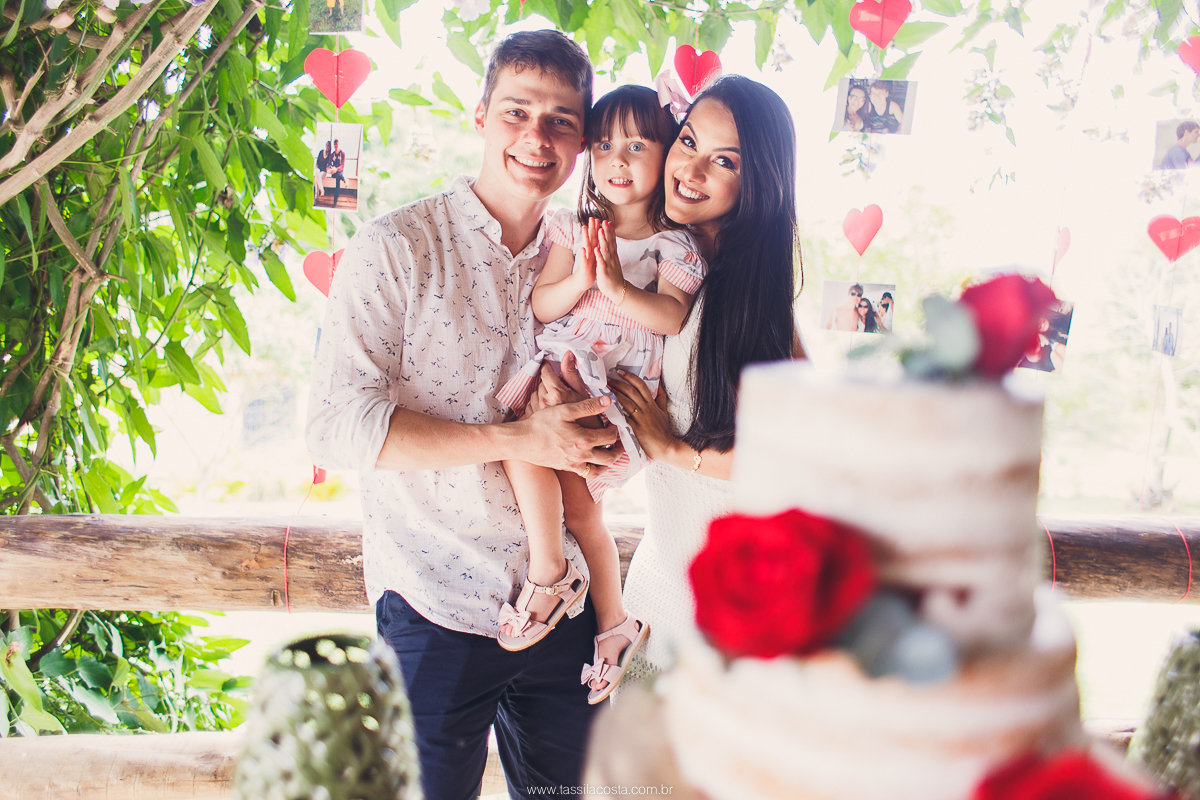 festa de noivado simples para família e amigos, Tássila costa fotografia, festa no sítio na família, Mayara e Lucas, Guarapari Recanto do Look