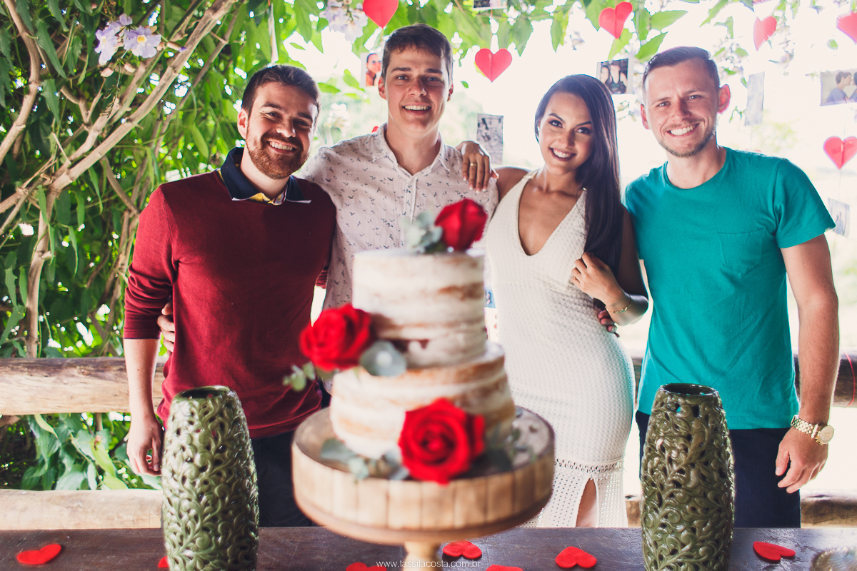 festa de noivado simples para família e amigos, Tássila costa fotografia, festa no sítio na família, Mayara e Lucas, Guarapari Recanto do Look