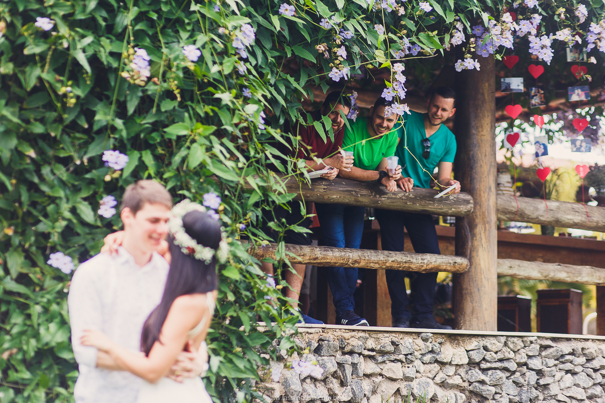 festa de noivado simples para família e amigos, Tássila costa fotografia, festa no sítio na família, Mayara e Lucas, Guarapari Recanto do Look