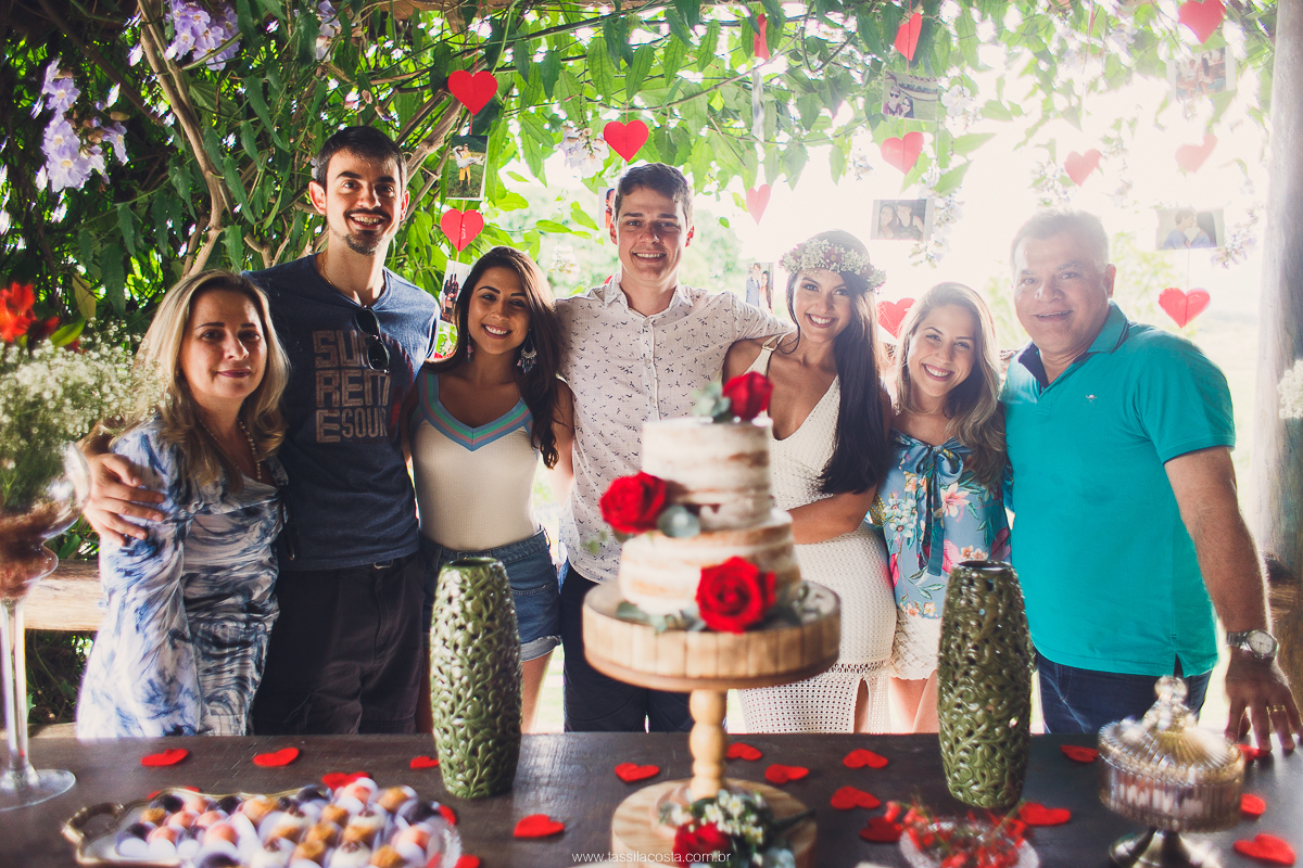 festa de noivado simples para família e amigos, Tássila costa fotografia, festa no sítio na família, Mayara e Lucas, Guarapari Recanto do Look