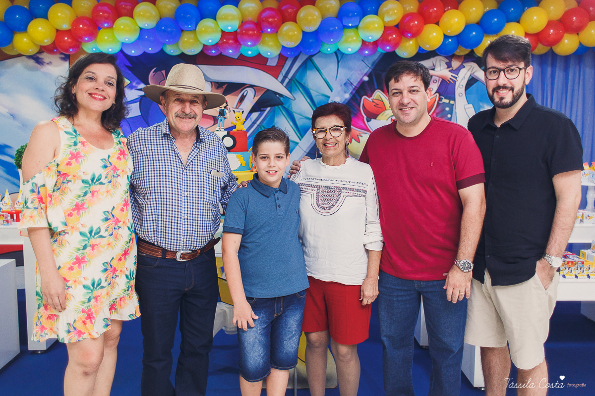 festa de menino, luis henrique 10 anos, festa no tema pokemon, familia linda, cerimonial em Praia de Itaparica, Cerimonial Tindolelê
