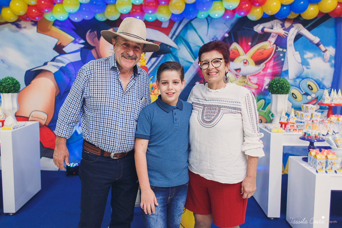 festa de menino, luis henrique 10 anos, festa no tema pokemon, familia linda, cerimonial em Praia de Itaparica, Cerimonial Tindolelê