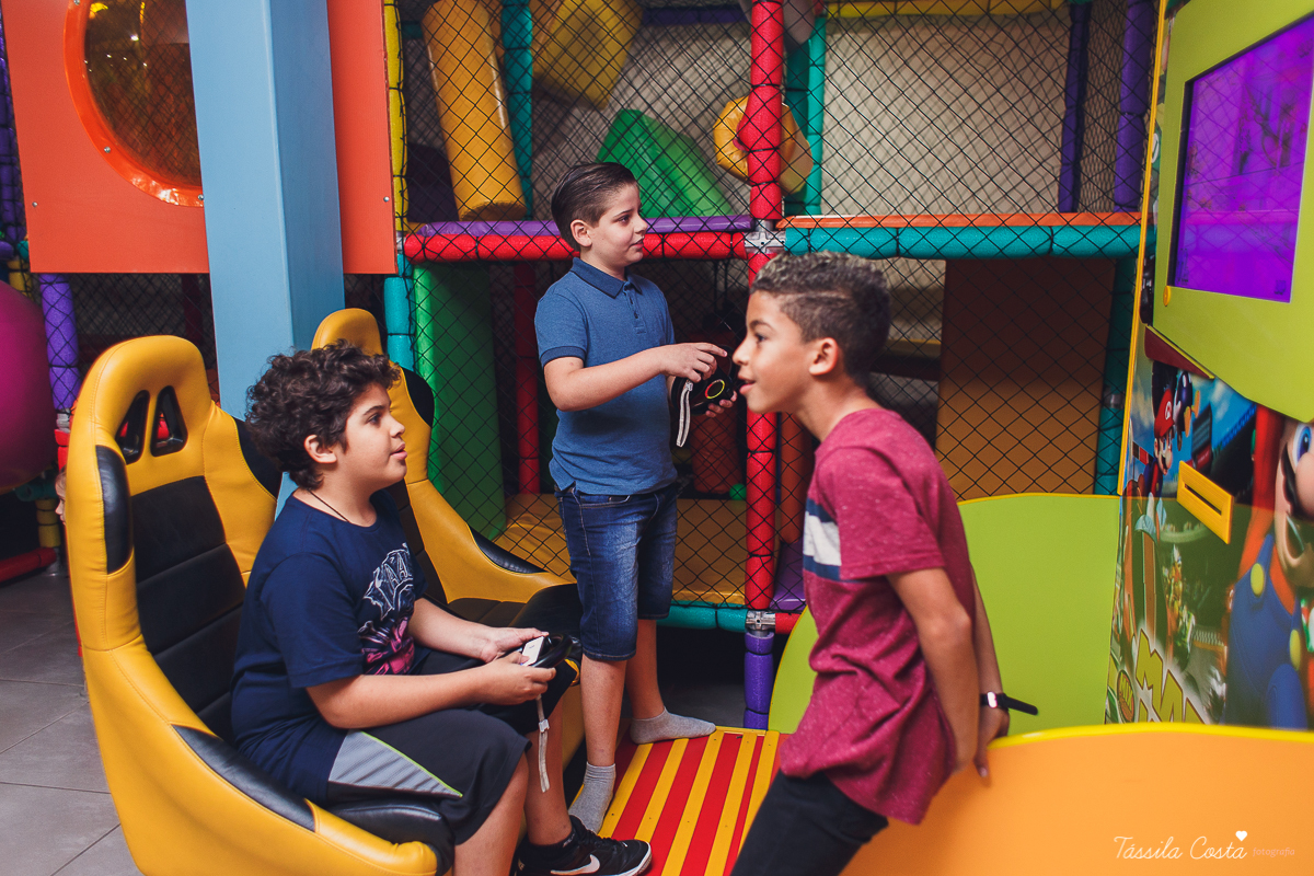 festa de menino, luis henrique 10 anos, festa no tema pokemon, familia linda, cerimonial em Praia de Itaparica, Cerimonial Tindolelê