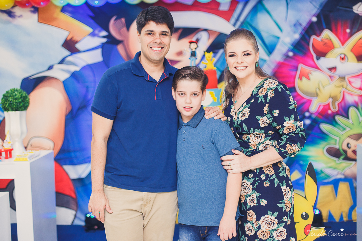 festa de menino, luis henrique 10 anos, festa no tema pokemon, familia linda, cerimonial em Praia de Itaparica, Cerimonial Tindolelê