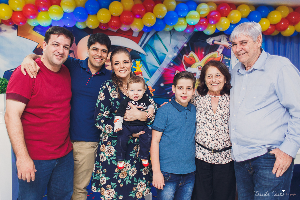 festa de menino, luis henrique 10 anos, festa no tema pokemon, familia linda, cerimonial em Praia de Itaparica, Cerimonial Tindolelê