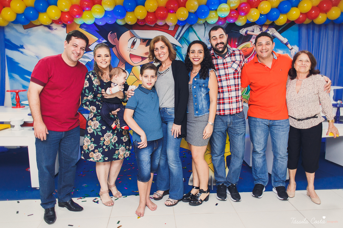 festa de menino, luis henrique 10 anos, festa no tema pokemon, familia linda, cerimonial em Praia de Itaparica, Cerimonial Tindolelê