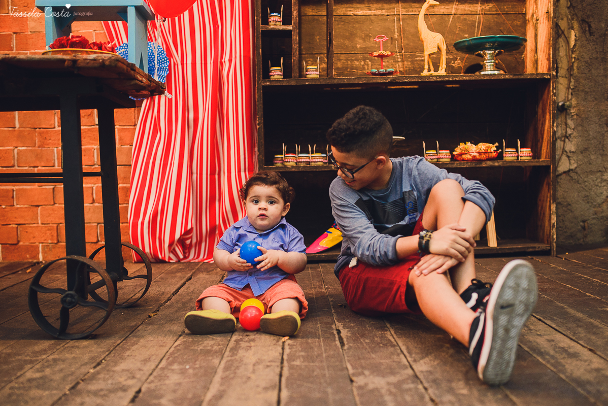 tássila costa, fotografia de aniversário infantil, festa linda, festa de menino, festa dos sonhos, cerimonial jardim secreto, decoração da Mimos da Dinda, fotos de aniversário, diogo 1 ano, inspiração para 