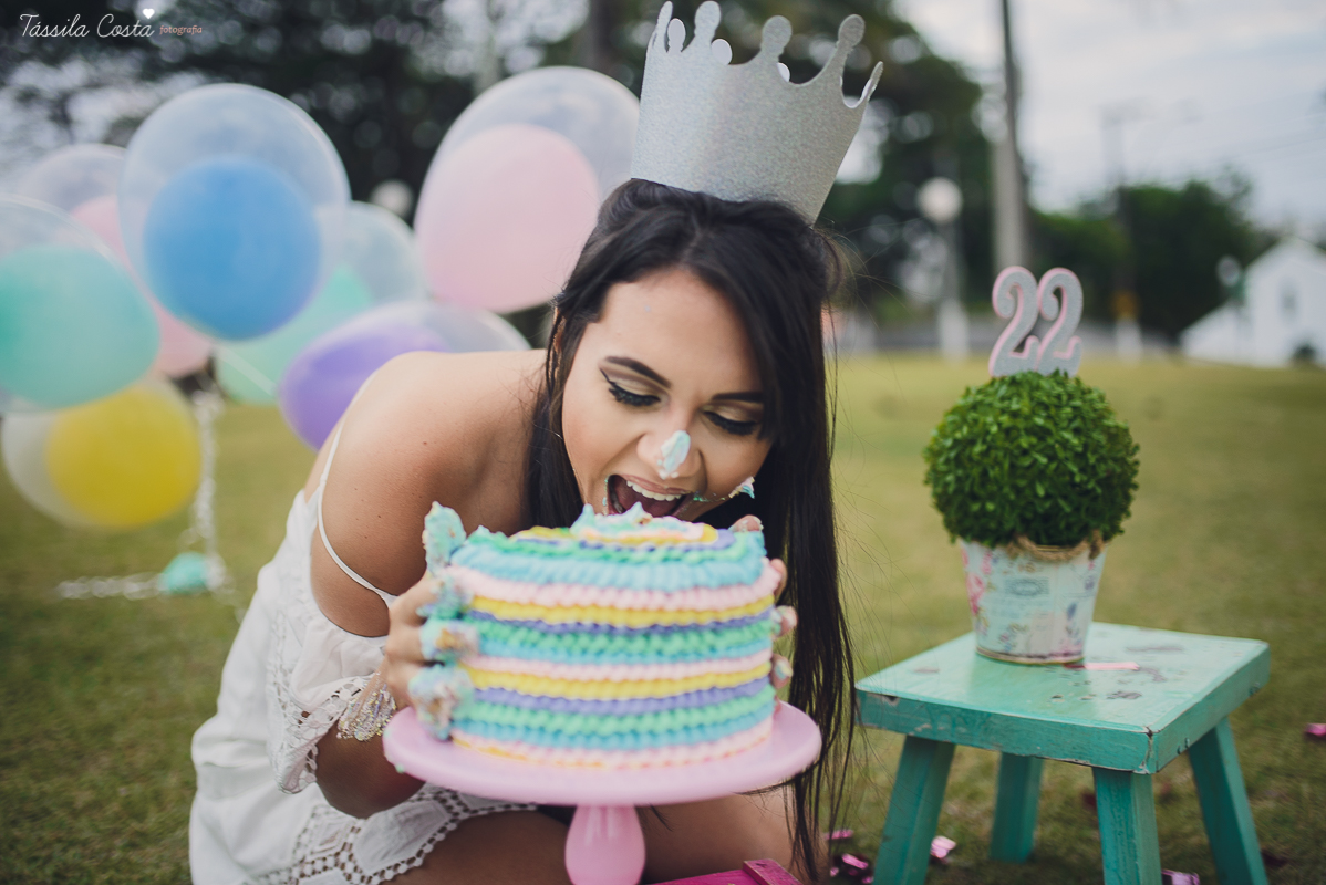 ensaio lindo, ensaio externo, carol dias, fotos externas, ilha do frade, ensaio lindo na ilha do frade, vitória, fotos de mulher, pré aniversário, fotos criativas, fotos lindas, foto com cachorro, amo cachorro, fotógrafa em vit