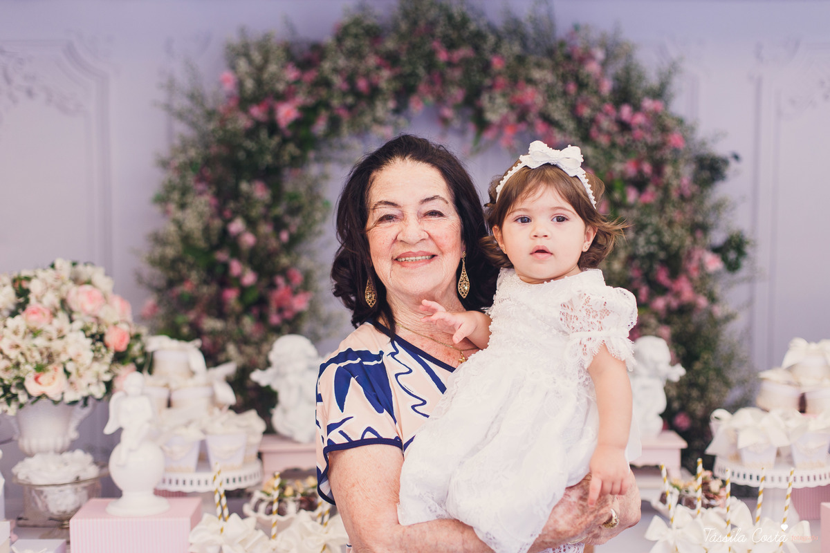 Batizado da Maya, na Capela Marítima na Prainha, em Vila Velha - ES, fotos de batizado na Praia da Costa, Maya e família, tássila costa fotografia, fotos de batismo no ES, look lindo para o dia do batismo