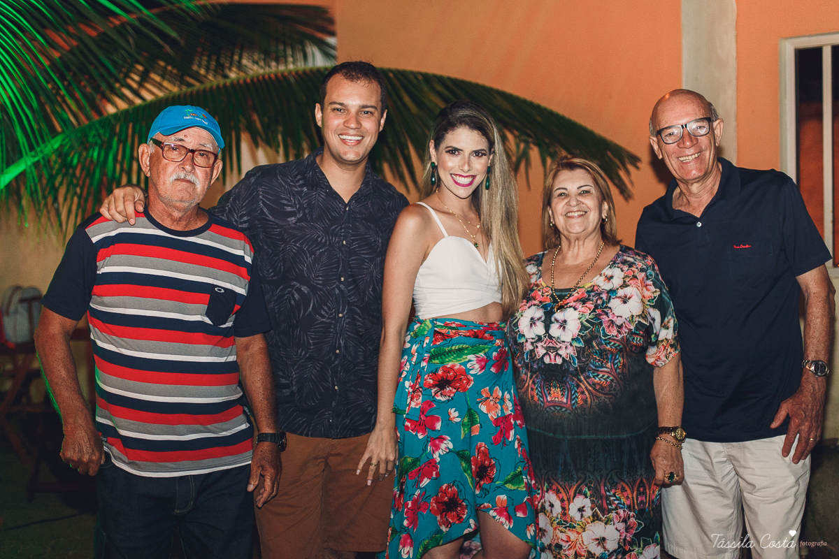 festa de aniversário tema Praia, festa de aniversário em Ponta da Fruta, Vila Velha ES, aniversário no quintal de casa, festa de menino, filho único, look lindo para aniversário durante o dia, aniversariante com look Zara, Shopping Vila Velha, tema Praia