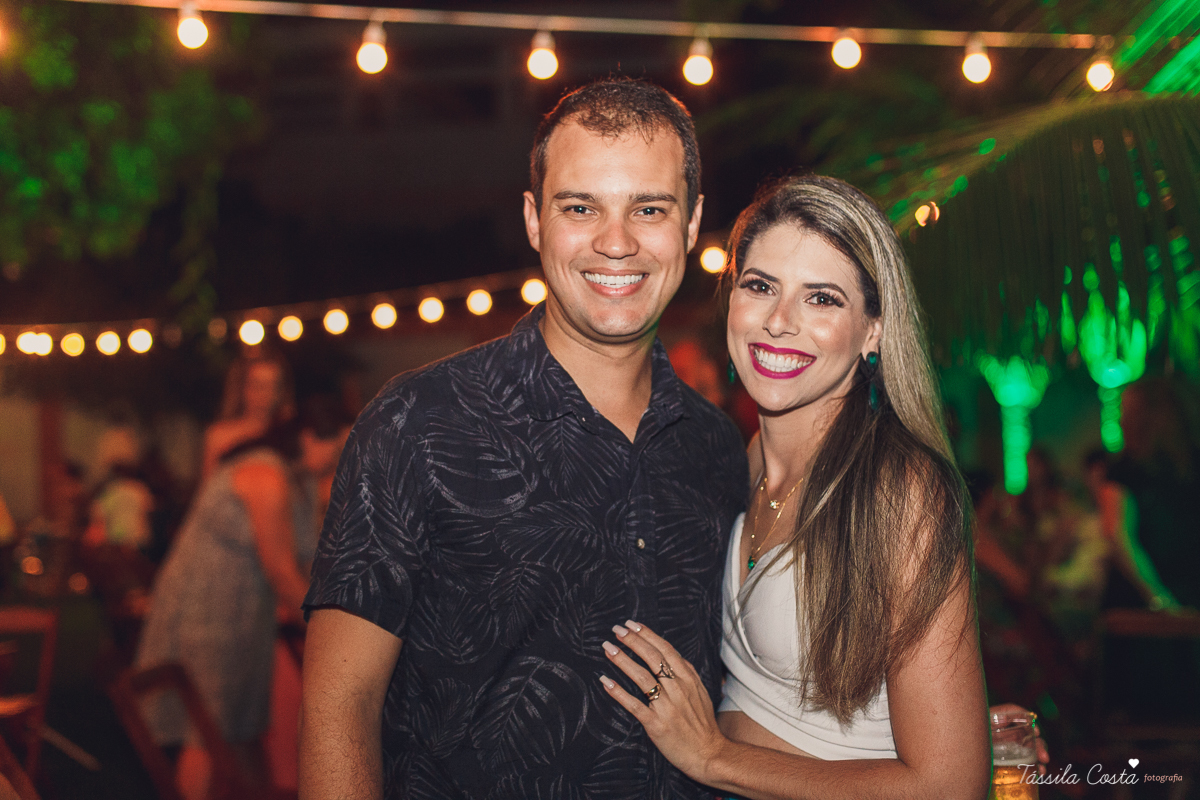 festa de aniversário tema Praia, festa de aniversário em Ponta da Fruta, Vila Velha ES, aniversário no quintal de casa, festa de menino, filho único, look lindo para aniversário durante o dia, aniversariante com look Zara, Shopping Vila Velha, tema Praia