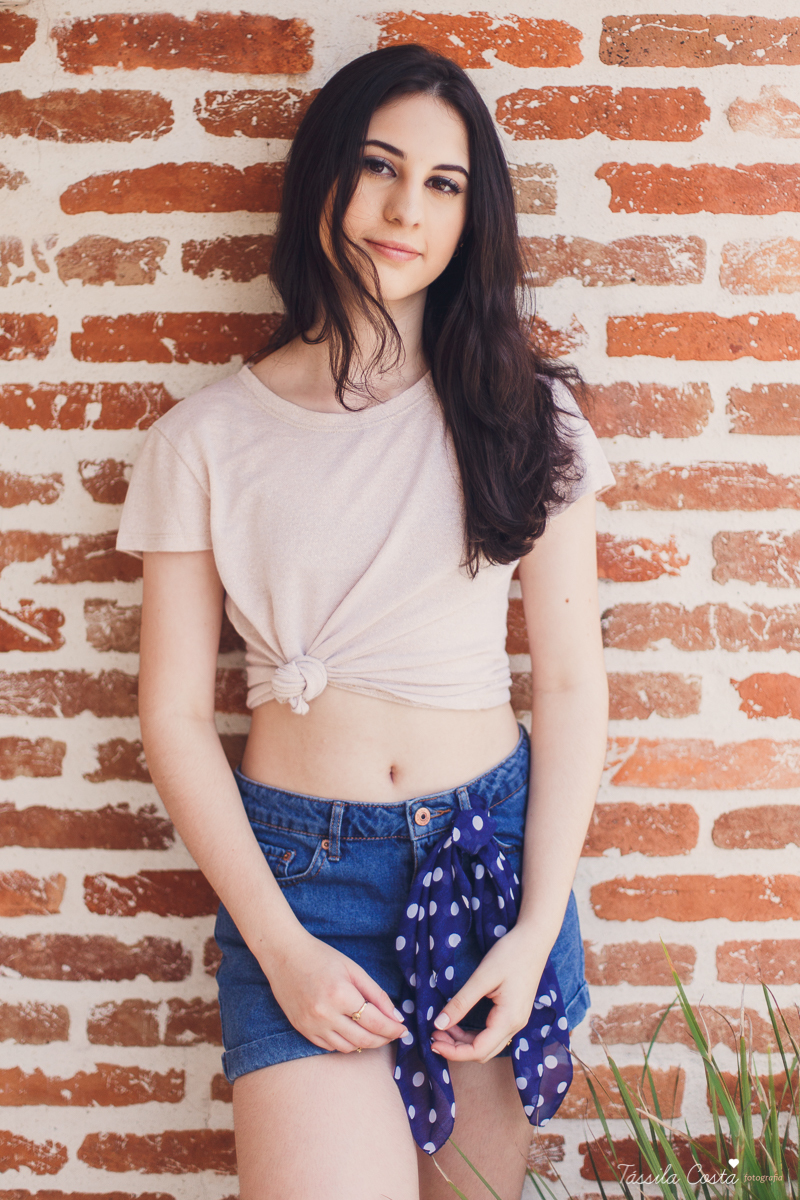 fotos de 15 anos feitas em Vitória, ES, Ilha do Frade, looks lindos para ensaio de 15 anos em Vitória, fotografia de debutante, manuela 15 anos, estuda na escola Darwin, em Vitória ES, 