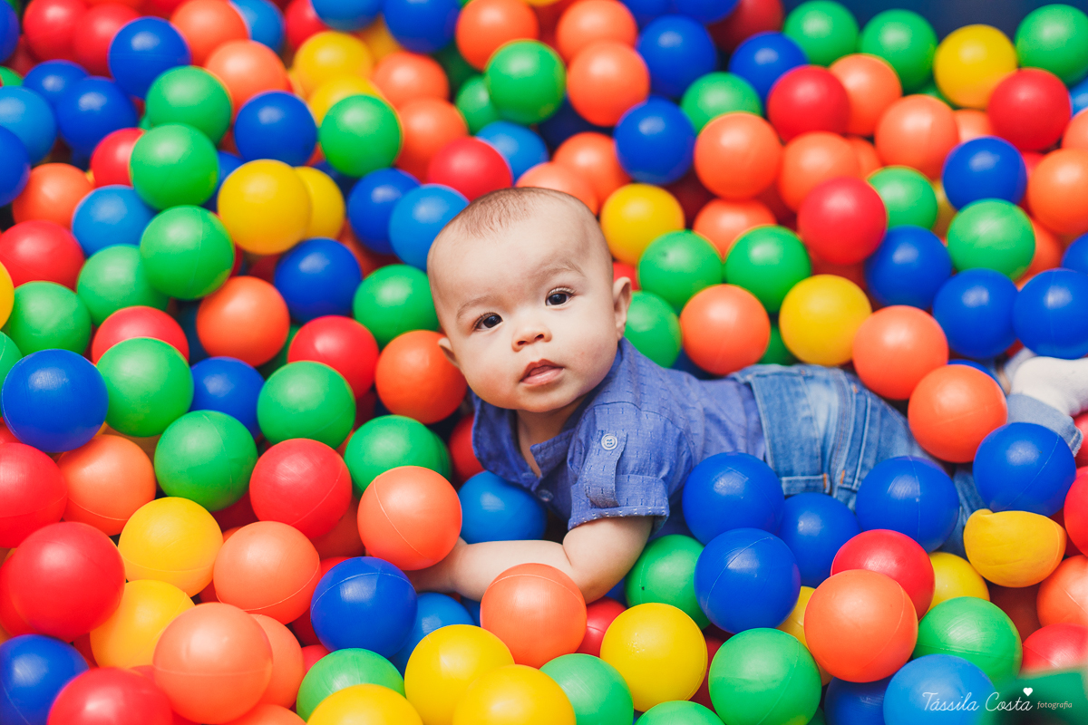 fotografia de festa infantil. no Cerimonial O Mais Legal, em Vitória, Bairro de Fátima, festa de menino, decoração da Galinha Pintadinha, do Cerimonial O Mais Legal, fotos lindas de aniversário infantil em Vitória ES, o que vestir no aniversário do filho