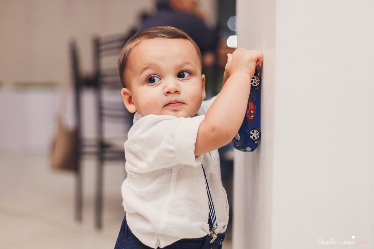fotografia de festa infantil. no Cerimonial O Mais Legal, em Vitória, Bairro de Fátima, festa de menino, decoração da Galinha Pintadinha, do Cerimonial O Mais Legal, fotos lindas de aniversário infantil em Vitória ES, o que vestir no aniversário do filho