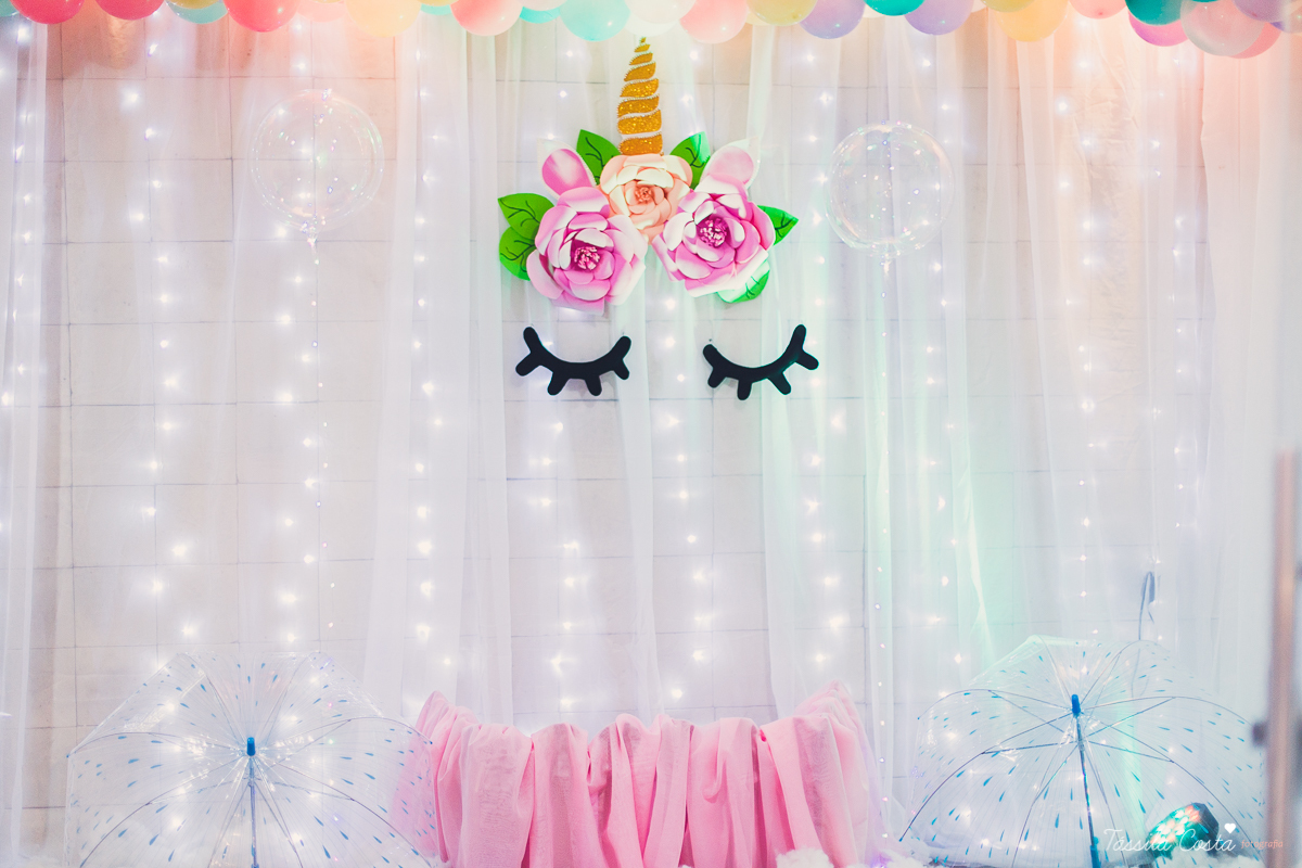 festa linda de menina, ideia para decoração no tema unicórnio, tema legal para aniversário de 5 anos de menina, mariana 5 anos, cerimonial top em vitória, lollypop, fotografia de festa de menina, decoração rosa para festa de menina, tássila costa foto