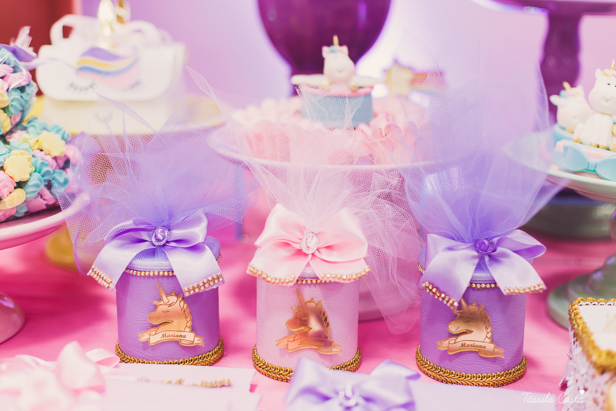 festa linda de menina, ideia para decoração no tema unicórnio, tema legal para aniversário de 5 anos de menina, mariana 5 anos, cerimonial top em vitória, lollypop, fotografia de festa de menina, decoração rosa para festa de menina, tássila costa foto