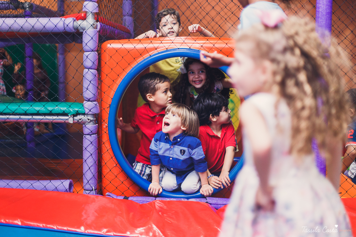 festa linda de menina, ideia para decoração no tema unicórnio, tema legal para aniversário de 5 anos de menina, mariana 5 anos, cerimonial top em vitória, lollypop, fotografia de festa de menina, decoração rosa para festa de menina, tássila costa foto