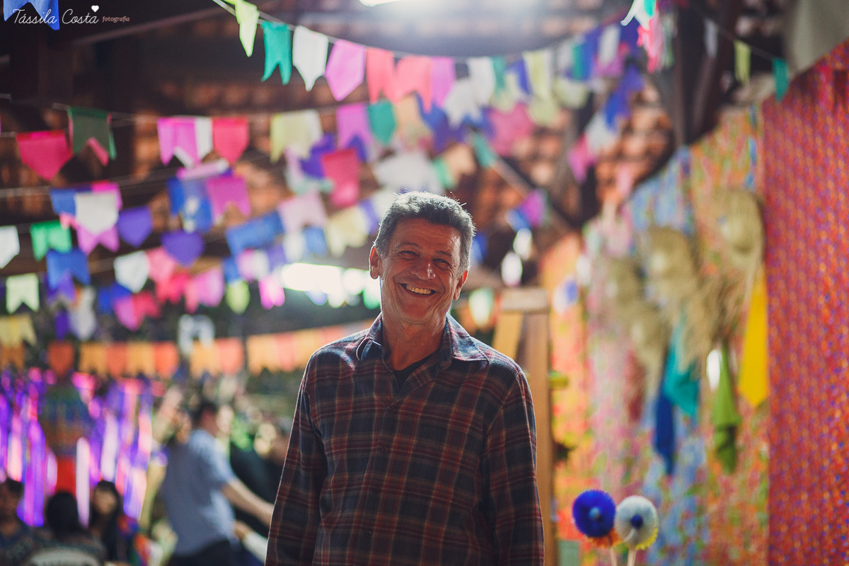 festa de adulto no tema festa junina, dia de são joão, em Vila Velha es, aniversariante Jéssica Scarpi, evento lindo, aniversário em família no condomínio do prédio, fotos pra vida, recordação