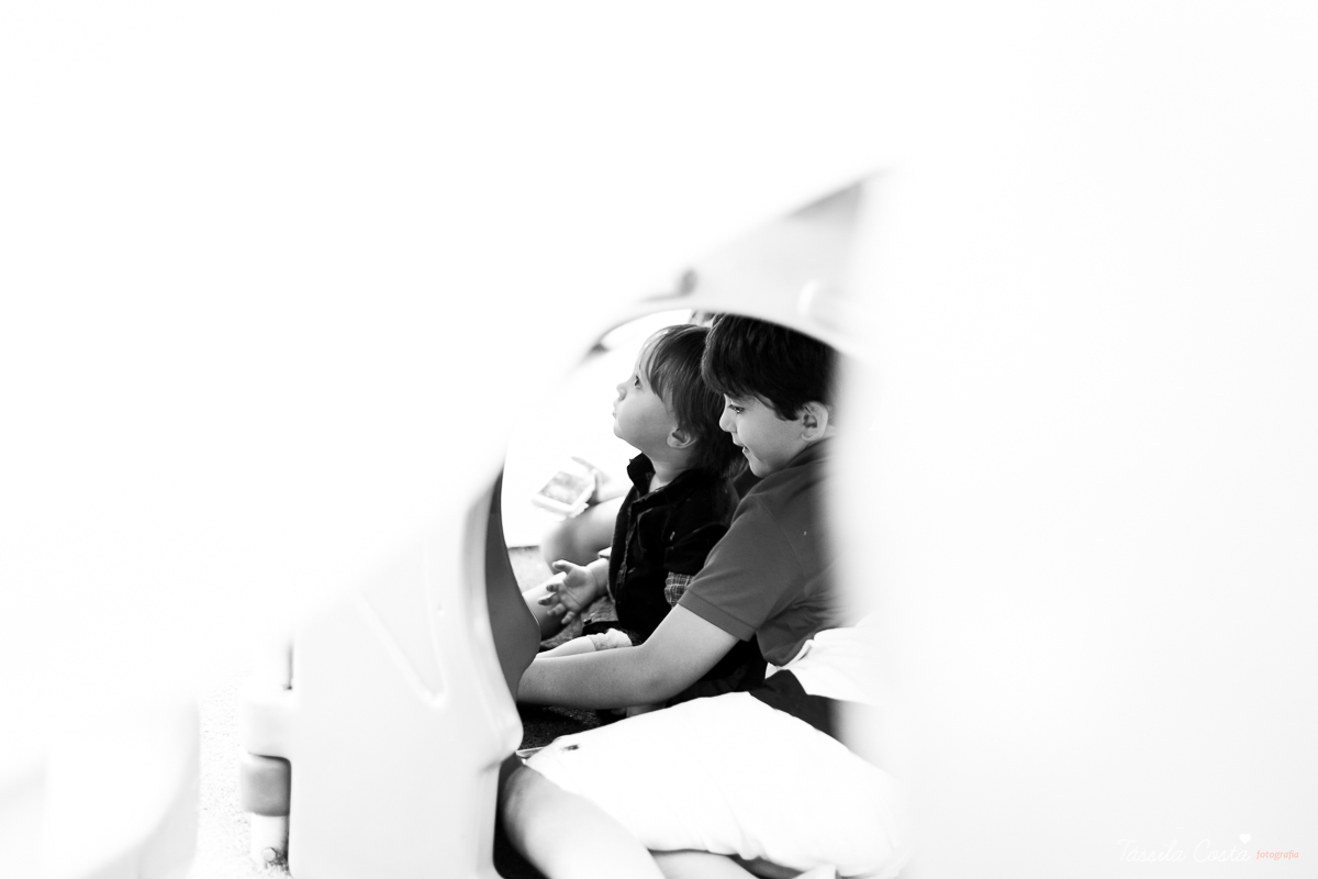 chá de bebê super diferente, da blogueira Thanandra, mãe do josé e levi, mãe de dois, chá de bebê todo azul, tema universo, tema constelação, fotografia de chá de bebê em vitória, ideia para chá de bebê super diferente, tássila costa fotografia 