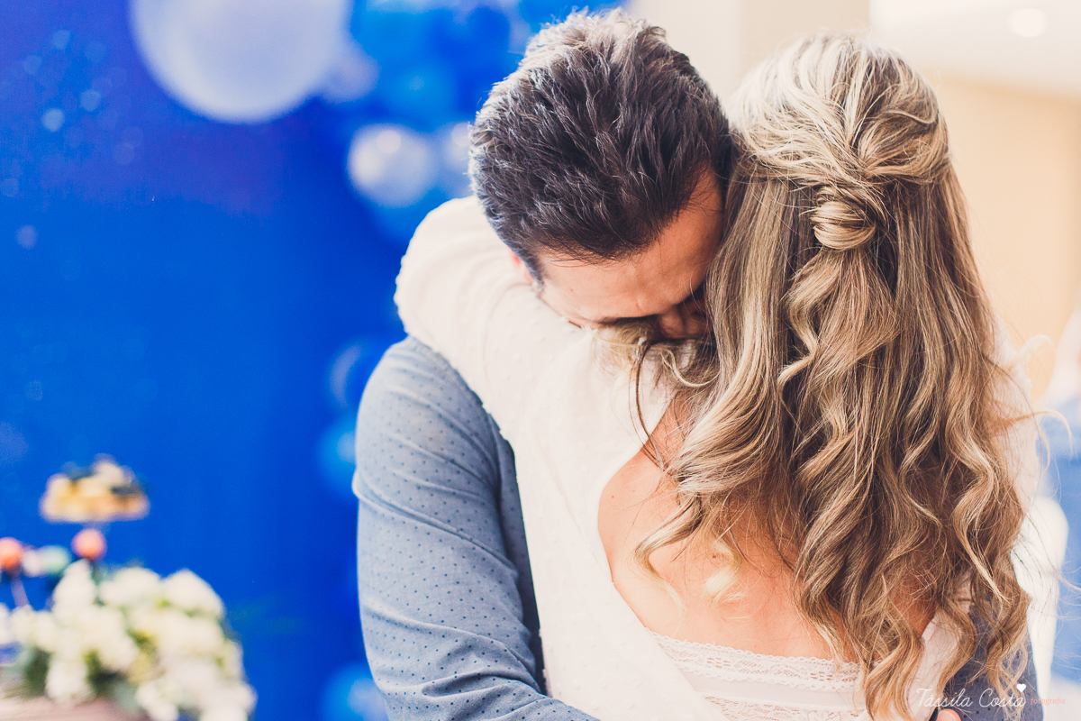 chá de bebê super diferente, da blogueira Thanandra, mãe do josé e levi, mãe de dois, chá de bebê todo azul, tema universo, tema constelação, fotografia de chá de bebê em vitória, ideia para chá de bebê super diferente, tássila costa fotografia 