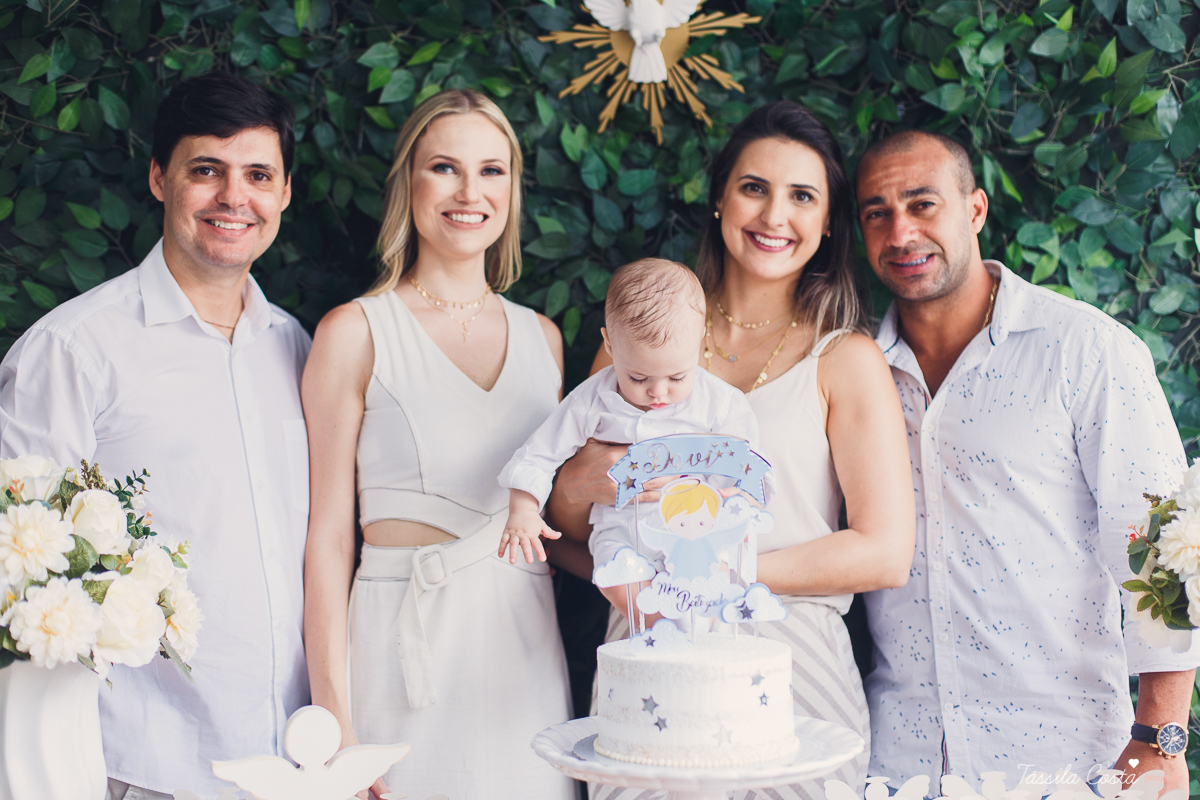 batizado do Davi, batizado no Santuário de Fátima, no Bairro de Fátima, em Vitória ES, fotografia de batizado em Vitória ES, decoração de almoço de batizado, batizado de menino, o que vestir no batizado do meu filho, batizando meu bebê de 9 meses, tássila