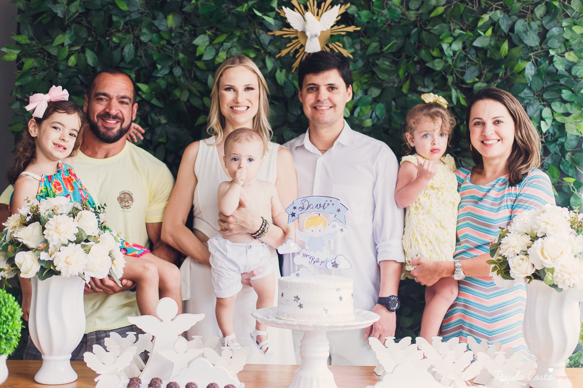batizado do Davi, batizado no Santuário de Fátima, no Bairro de Fátima, em Vitória ES, fotografia de batizado em Vitória ES, decoração de almoço de batizado, batizado de menino, o que vestir no batizado do meu filho, batizando meu bebê de 9 meses, tássila