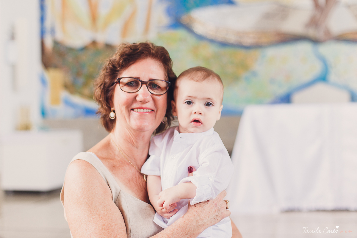 batizado do Davi, batizado no Santuário de Fátima, no Bairro de Fátima, em Vitória ES, fotografia de batizado em Vitória ES, decoração de almoço de batizado, batizado de menino, o que vestir no batizado do meu filho, batizando meu bebê de 9 meses, tássila