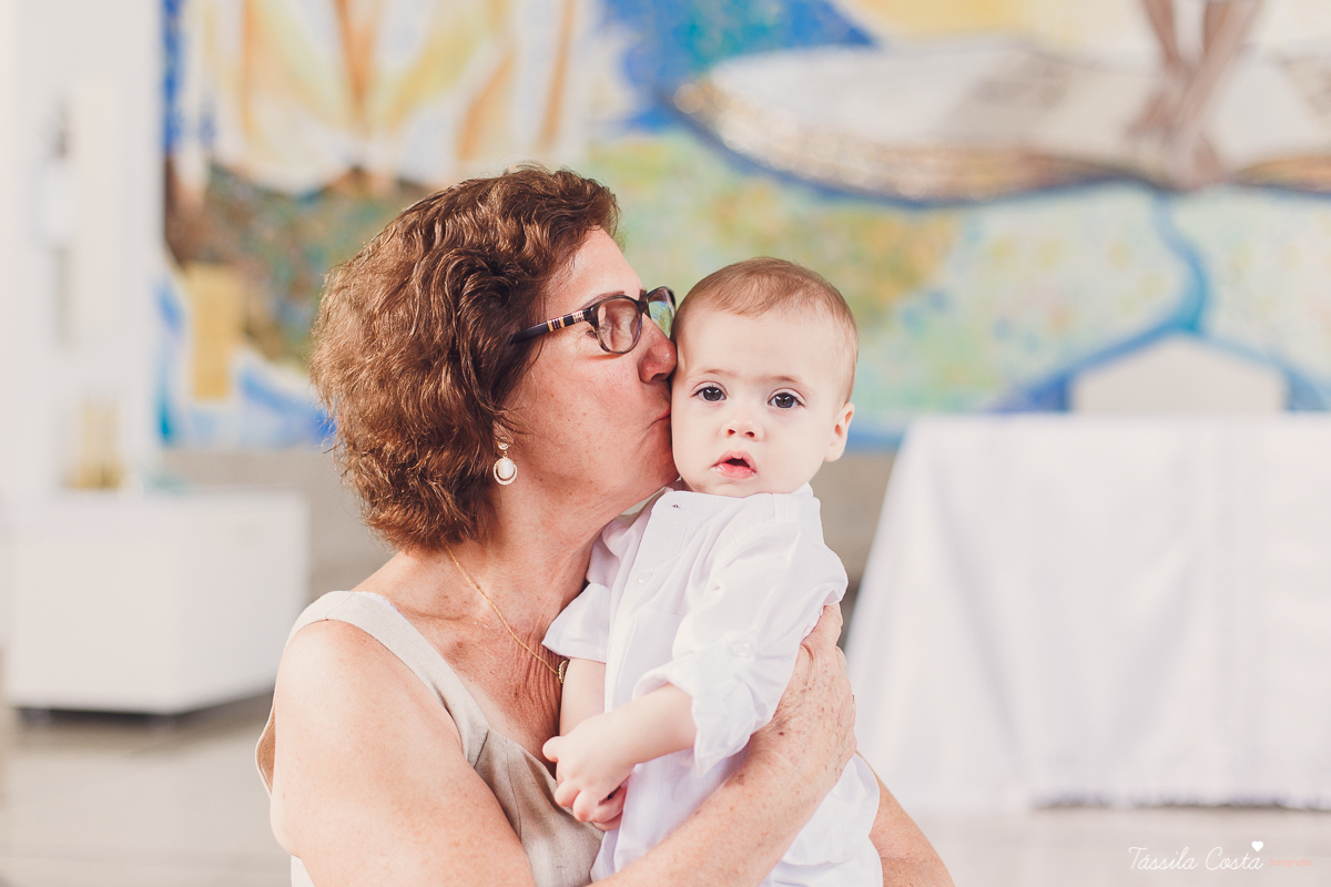batizado do Davi, batizado no Santuário de Fátima, no Bairro de Fátima, em Vitória ES, fotografia de batizado em Vitória ES, decoração de almoço de batizado, batizado de menino, o que vestir no batizado do meu filho, batizando meu bebê de 9 meses, tássila