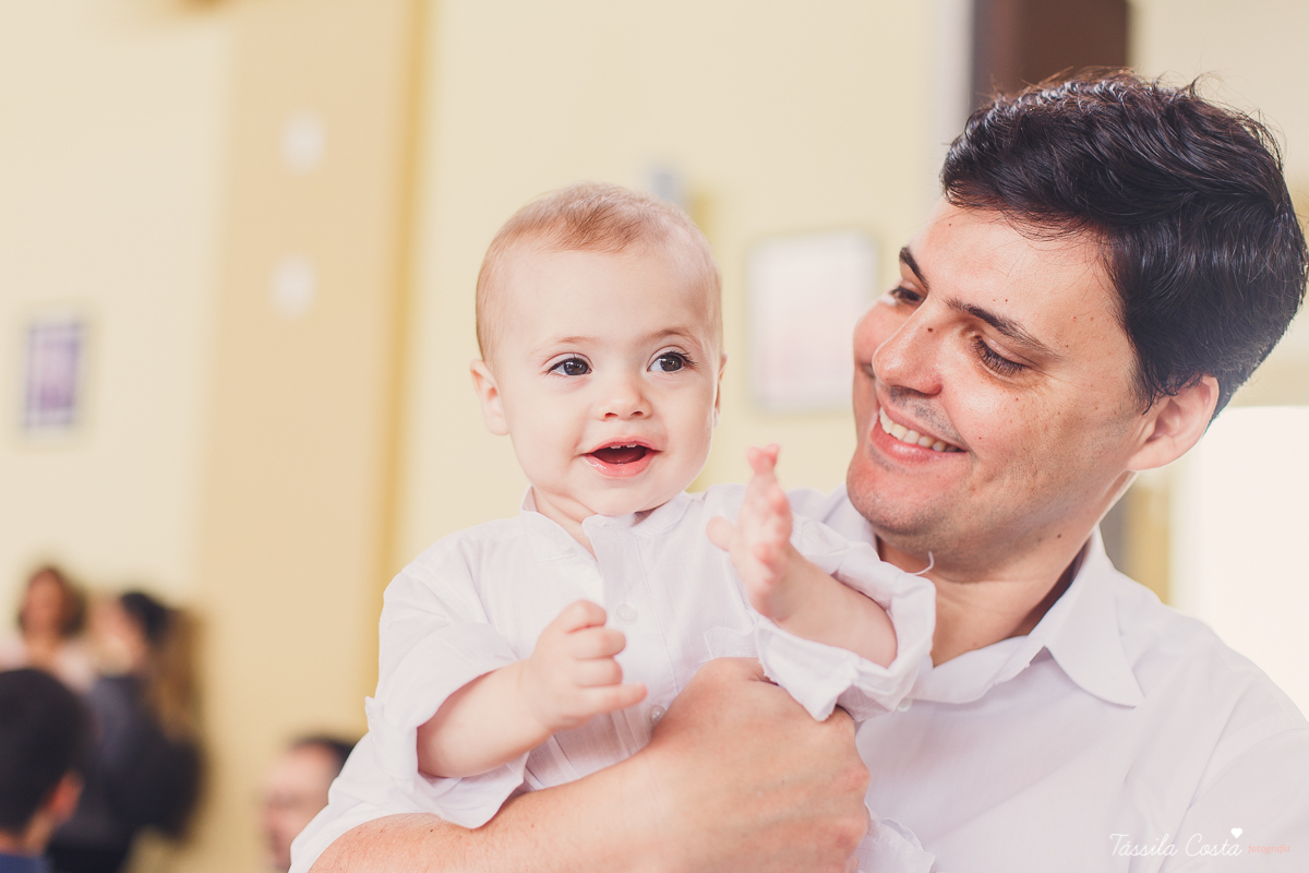 batizado do Davi, batizado no Santuário de Fátima, no Bairro de Fátima, em Vitória ES, fotografia de batizado em Vitória ES, decoração de almoço de batizado, batizado de menino, o que vestir no batizado do meu filho, batizando meu bebê de 9 meses, tássila