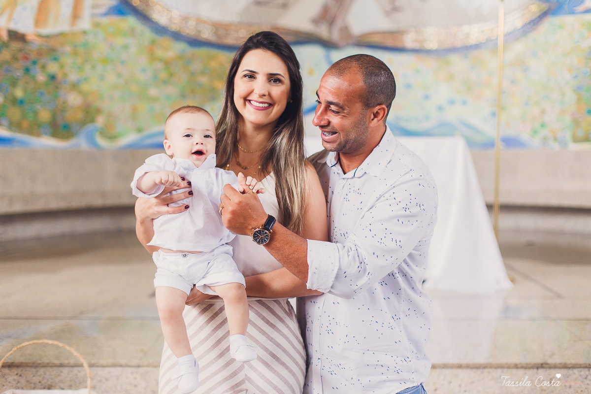 batizado do Davi, batizado no Santuário de Fátima, no Bairro de Fátima, em Vitória ES, fotografia de batizado em Vitória ES, decoração de almoço de batizado, batizado de menino, o que vestir no batizado do meu filho, batizando meu bebê de 9 meses, tássila