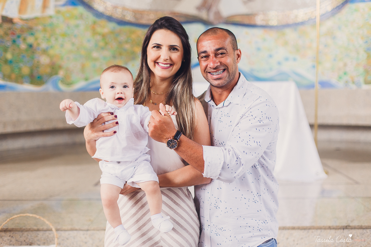batizado do Davi, batizado no Santuário de Fátima, no Bairro de Fátima, em Vitória ES, fotografia de batizado em Vitória ES, decoração de almoço de batizado, batizado de menino, o que vestir no batizado do meu filho, batizando meu bebê de 9 meses, tássila