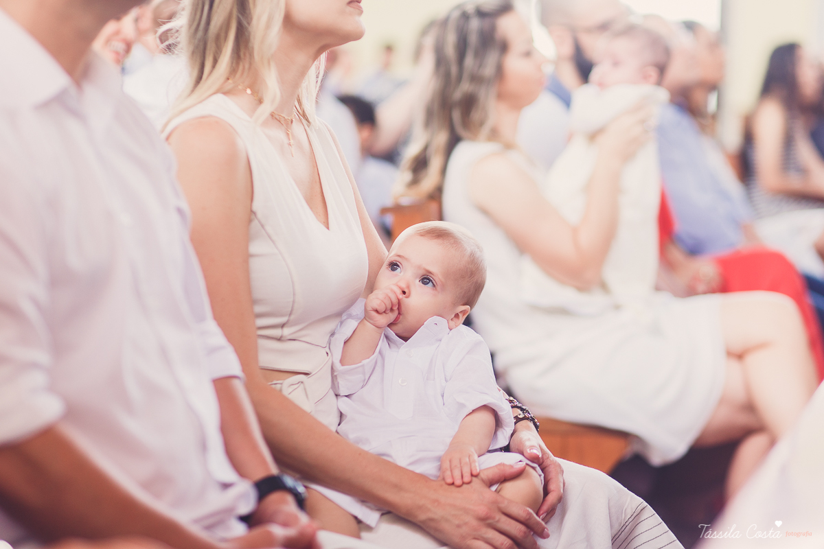 batizado do Davi, batizado no Santuário de Fátima, no Bairro de Fátima, em Vitória ES, fotografia de batizado em Vitória ES, decoração de almoço de batizado, batizado de menino, o que vestir no batizado do meu filho, batizando meu bebê de 9 meses, tássila