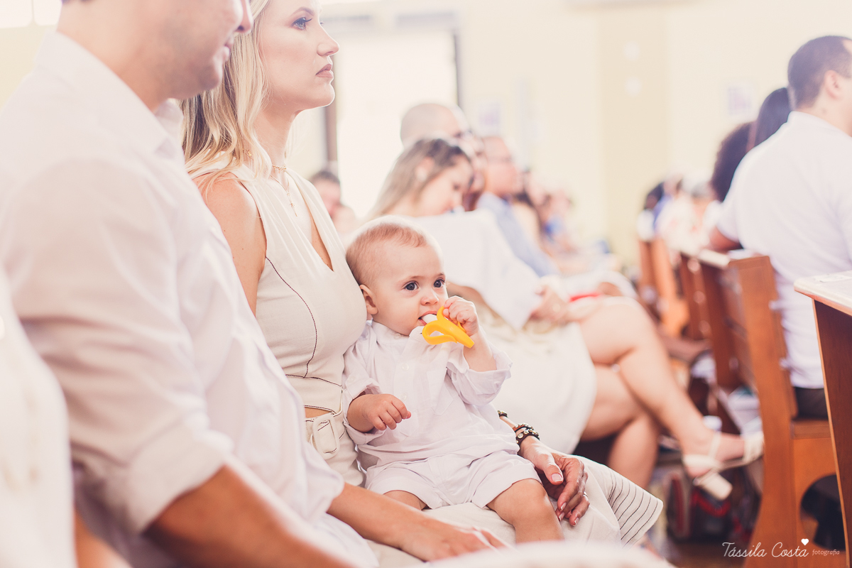 batizado do Davi, batizado no Santuário de Fátima, no Bairro de Fátima, em Vitória ES, fotografia de batizado em Vitória ES, decoração de almoço de batizado, batizado de menino, o que vestir no batizado do meu filho, batizando meu bebê de 9 meses, tássila