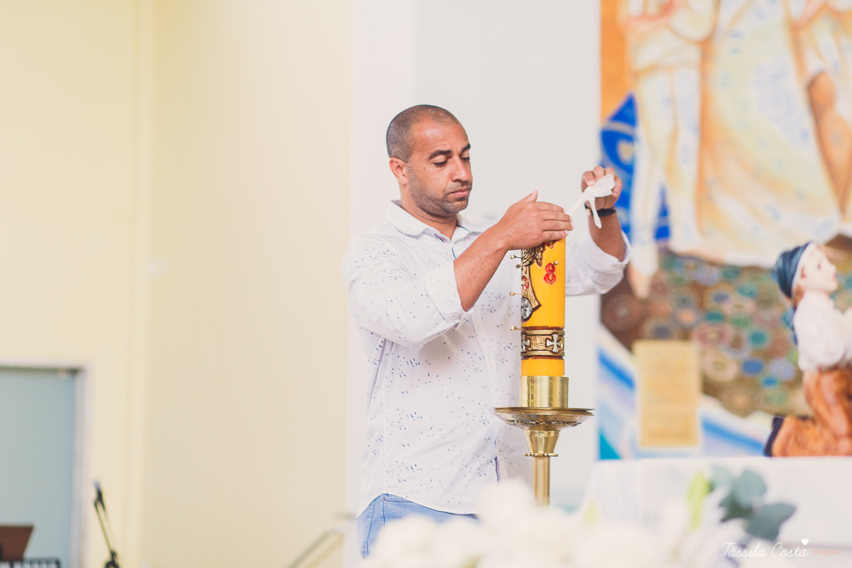 batizado do Davi, batizado no Santuário de Fátima, no Bairro de Fátima, em Vitória ES, fotografia de batizado em Vitória ES, decoração de almoço de batizado, batizado de menino, o que vestir no batizado do meu filho, batizando meu bebê de 9 meses, tássila