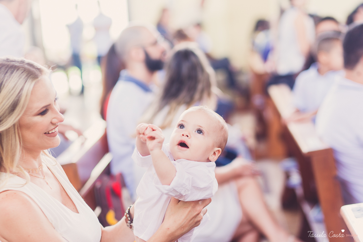 batizado do Davi, batizado no Santuário de Fátima, no Bairro de Fátima, em Vitória ES, fotografia de batizado em Vitória ES, decoração de almoço de batizado, batizado de menino, o que vestir no batizado do meu filho, batizando meu bebê de 9 meses, tássila