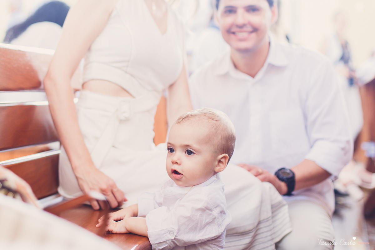 batizado do Davi, batizado no Santuário de Fátima, no Bairro de Fátima, em Vitória ES, fotografia de batizado em Vitória ES, decoração de almoço de batizado, batizado de menino, o que vestir no batizado do meu filho, batizando meu bebê de 9 meses, tássila