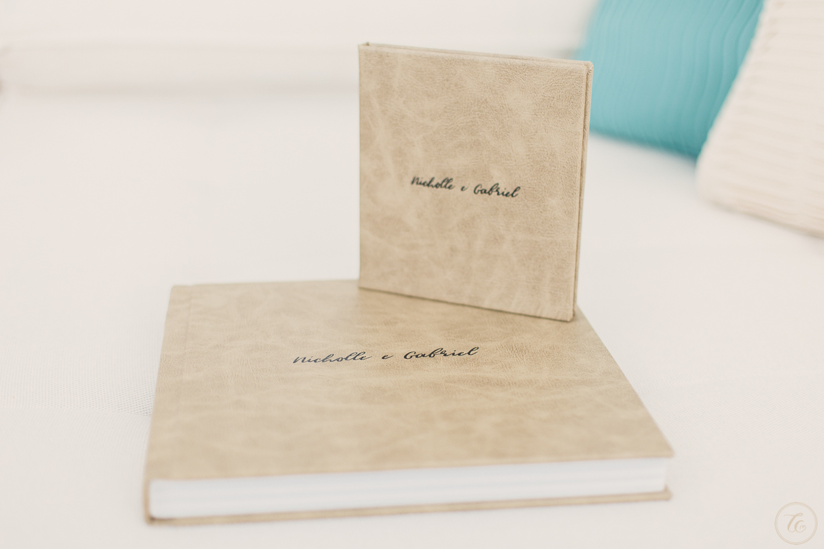 álbum 30x30, em couro, fotografia de casamento em vila velha es, álbum em laminação UV, ideia para lâminas de álbum, álbum encadernado de alta qualidade