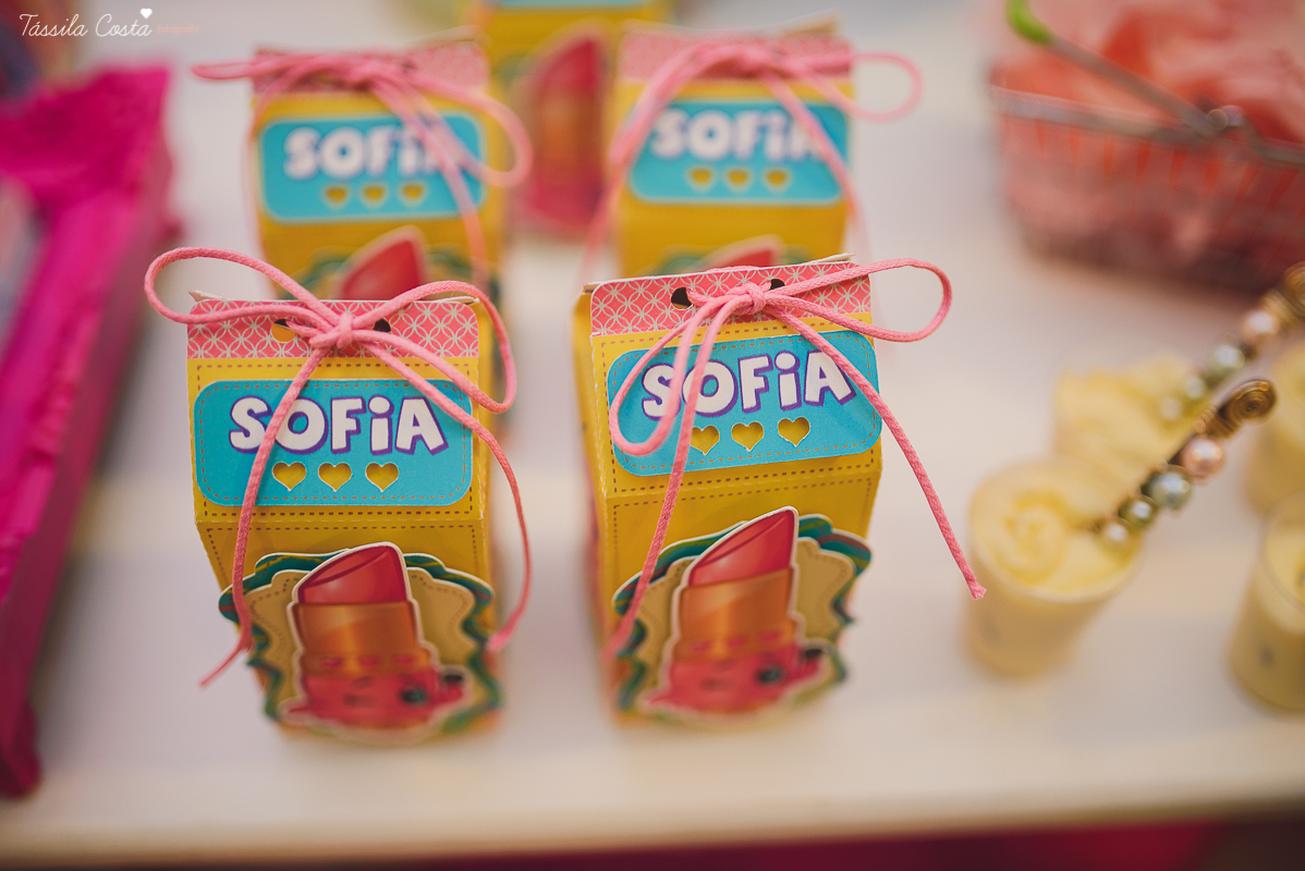 festa no tema shopkins, festa dos sonhos. Aniversário da Sofia de 8 anos, em Manguinhos Serra ES, festa de menina, 08 anos, vila velha es, fotógrafa Tássila Costa no aniversário da Sofia, fotografia de aniversário de men
