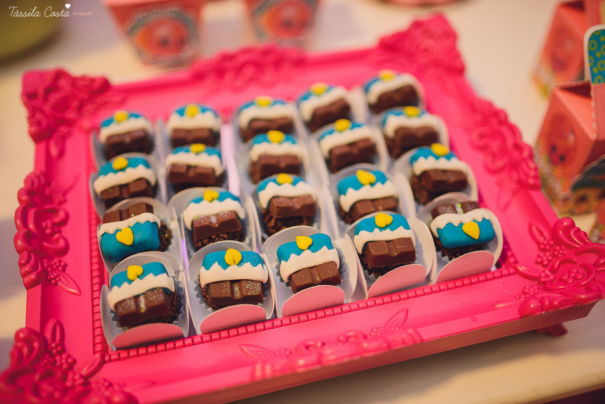 festa no tema shopkins, festa dos sonhos. Aniversário da Sofia de 8 anos, em Manguinhos Serra ES, festa de menina, 08 anos, vila velha es, fotógrafa Tássila Costa no aniversário da Sofia, fotografia de aniversário de men