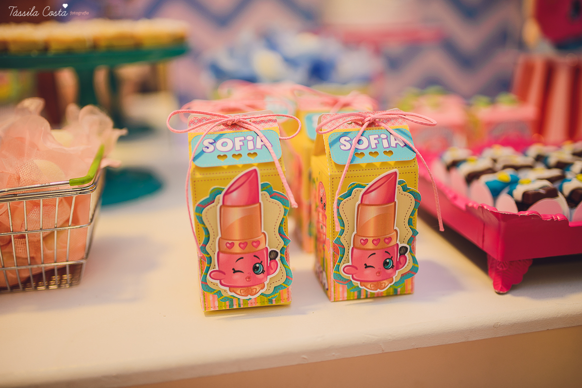 festa no tema shopkins, festa dos sonhos. Aniversário da Sofia de 8 anos, em Manguinhos Serra ES, festa de menina, 08 anos, vila velha es, fotógrafa Tássila Costa no aniversário da Sofia, fotografia de aniversário de men