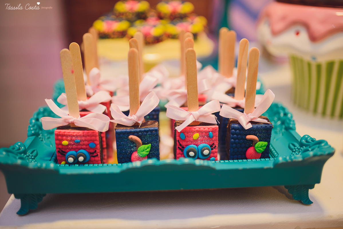 festa no tema shopkins, festa dos sonhos. Aniversário da Sofia de 8 anos, em Manguinhos Serra ES, festa de menina, 08 anos, vila velha es, fotógrafa Tássila Costa no aniversário da Sofia, fotografia de aniversário de men