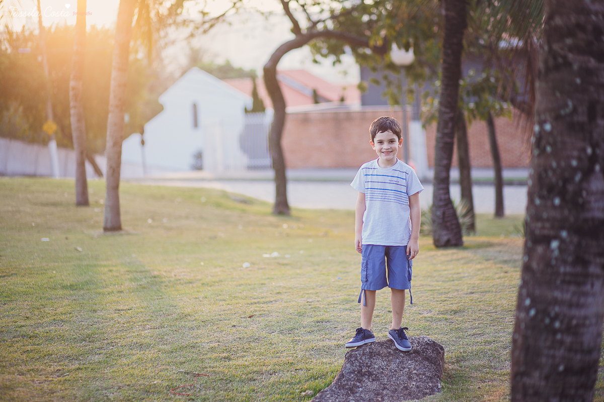 ensaio fotográfico em família, realizado na Ilha do Frade, pela fotógrafa tássila costa, numa tarde de sol linda. Família que ama fotos quis fazer um ensaio fotográfico para registrar o ano de 2016 que foi especia
