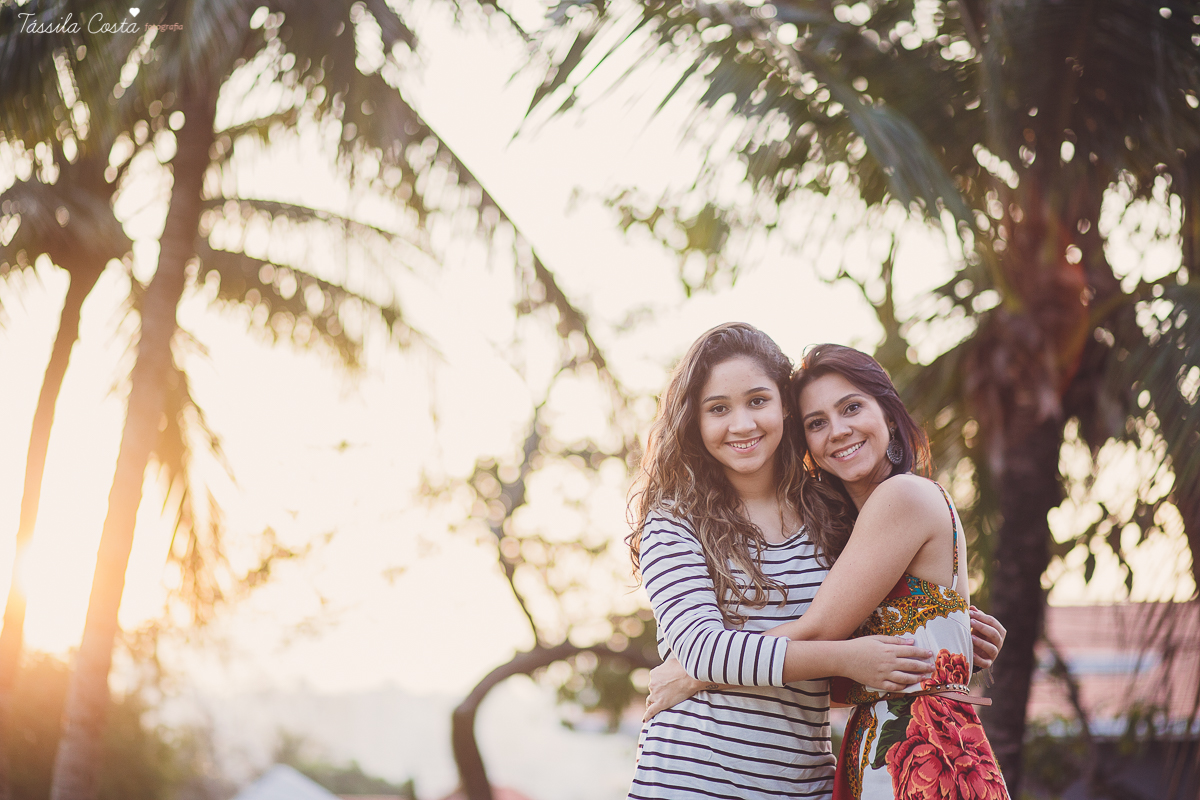 ensaio fotográfico em família, realizado na Ilha do Frade, pela fotógrafa tássila costa, numa tarde de sol linda. Família que ama fotos quis fazer um ensaio fotográfico para registrar o ano de 2016 que foi especia