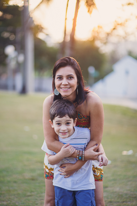 ensaio fotográfico em família, realizado na Ilha do Frade, pela fotógrafa tássila costa, numa tarde de sol linda. Família que ama fotos quis fazer um ensaio fotográfico para registrar o ano de 2016 que foi especia
