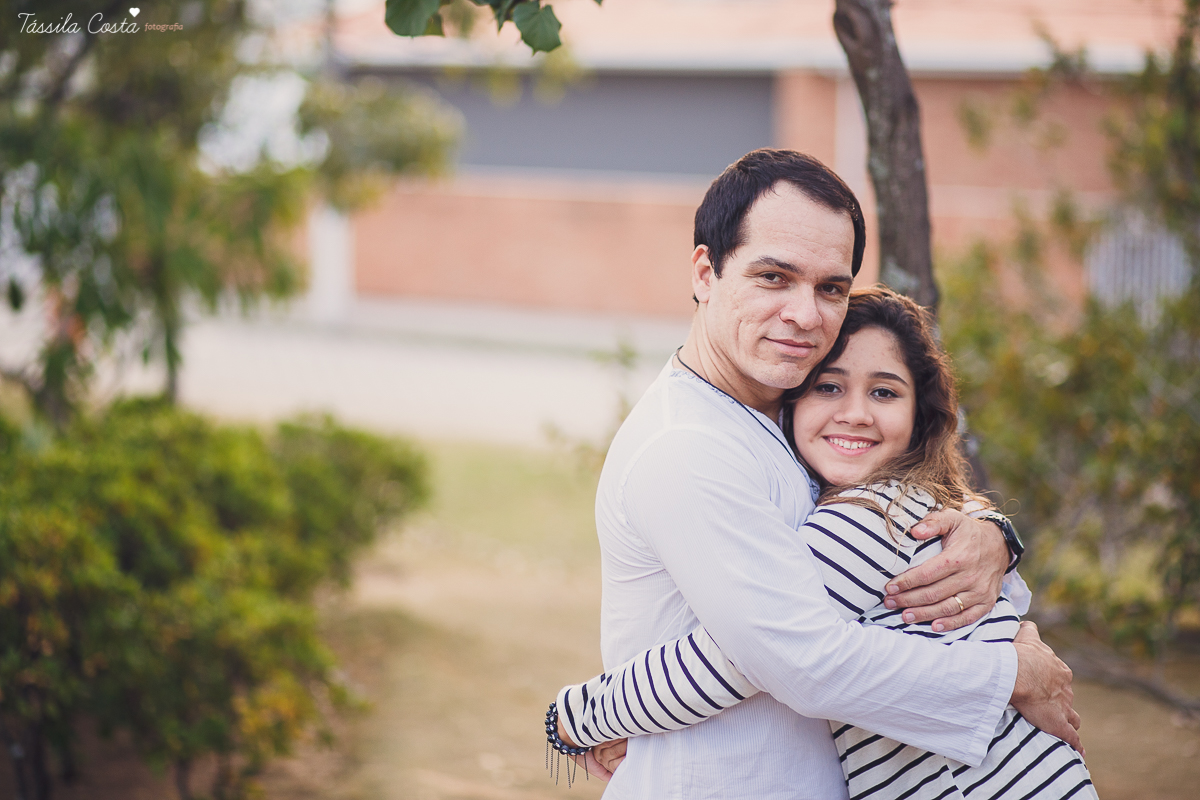 ensaio fotográfico em família, realizado na Ilha do Frade, pela fotógrafa tássila costa, numa tarde de sol linda. Família que ama fotos quis fazer um ensaio fotográfico para registrar o ano de 2016 que foi especia