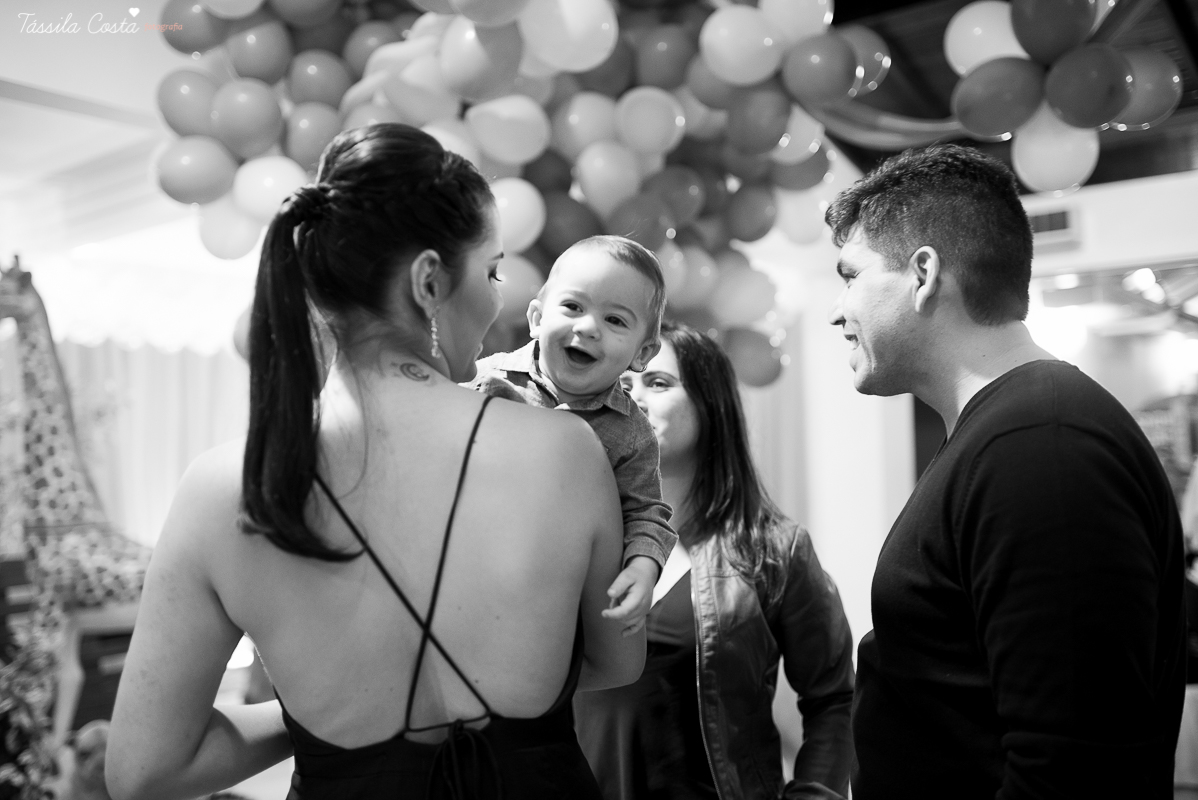 festa linda para o otávio, que completou 1 ano de vida, e comemorou com amigos e familiares no cerimonial infantil em jardim da penha, pirlim pim lim, fotografia de tássila costa fotografia, festa de menino com o tema safari, festa dos sonho
