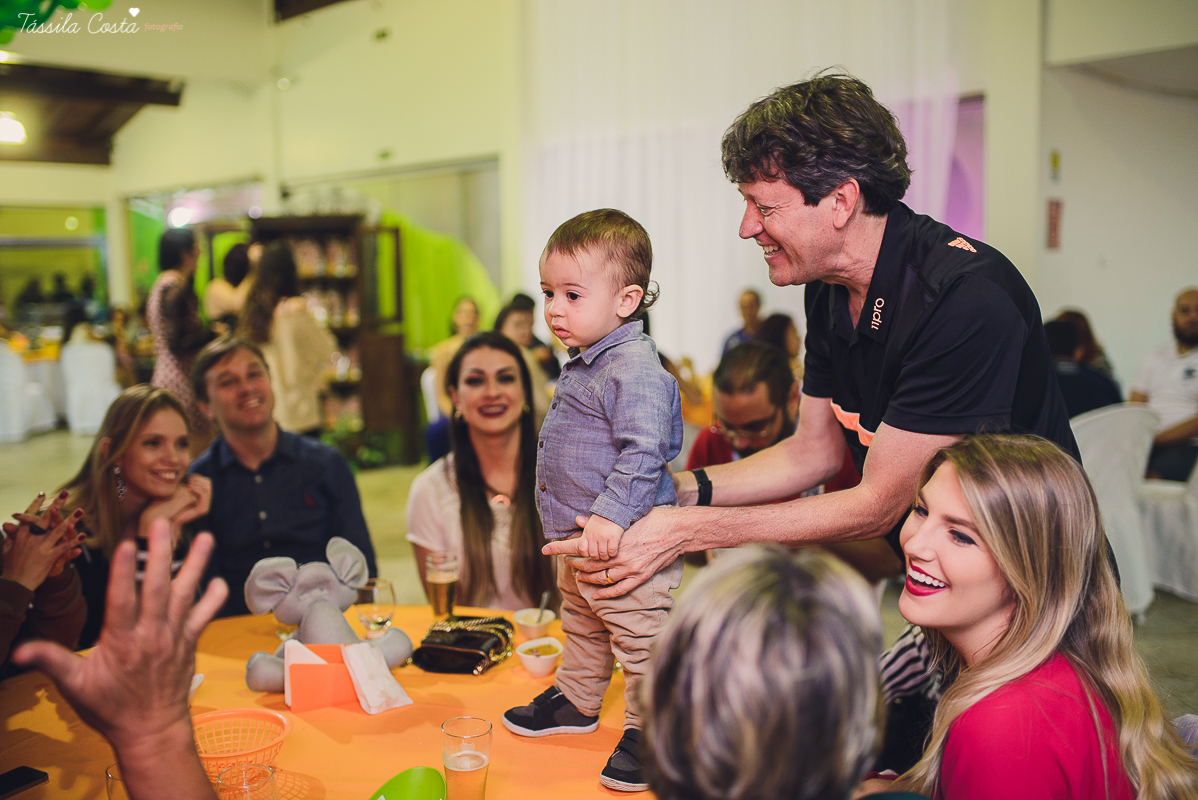 festa linda para o otávio, que completou 1 ano de vida, e comemorou com amigos e familiares no cerimonial infantil em jardim da penha, pirlim pim lim, fotografia de tássila costa fotografia, festa de menino com o tema safari, festa dos sonho