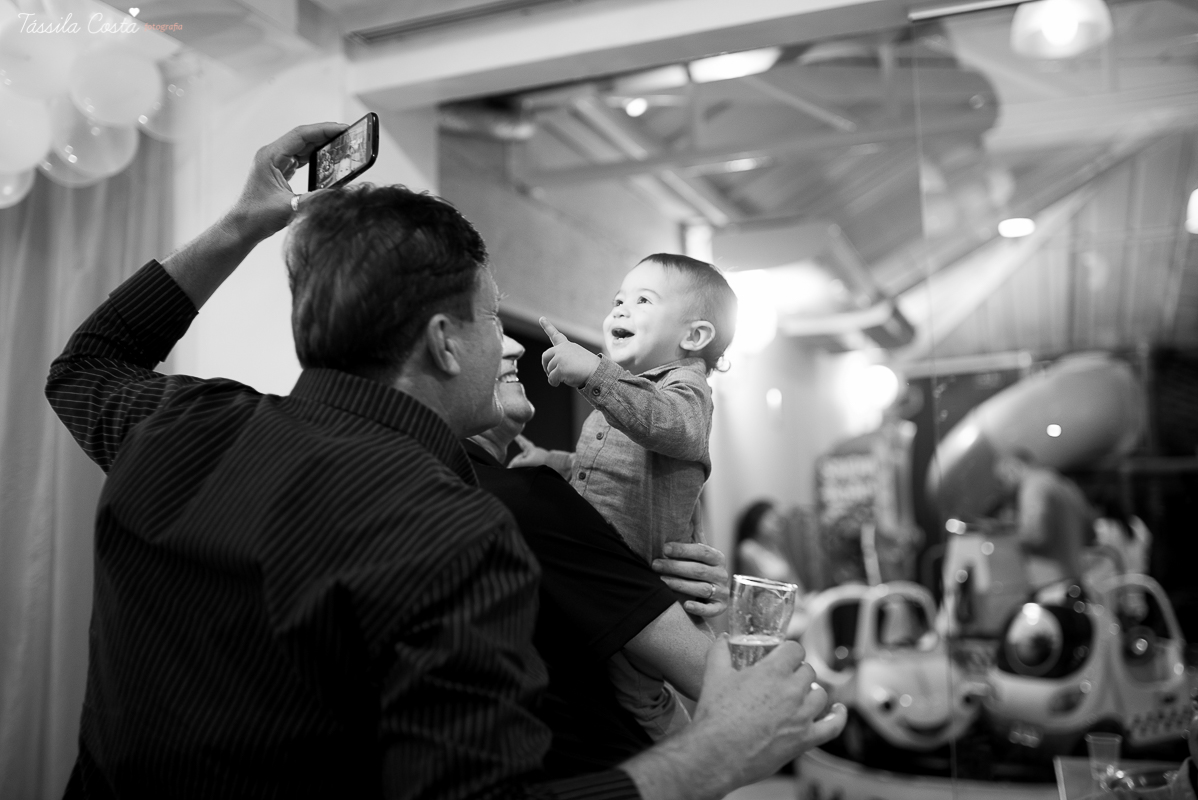 festa linda para o otávio, que completou 1 ano de vida, e comemorou com amigos e familiares no cerimonial infantil em jardim da penha, pirlim pim lim, fotografia de tássila costa fotografia, festa de menino com o tema safari, festa dos sonho