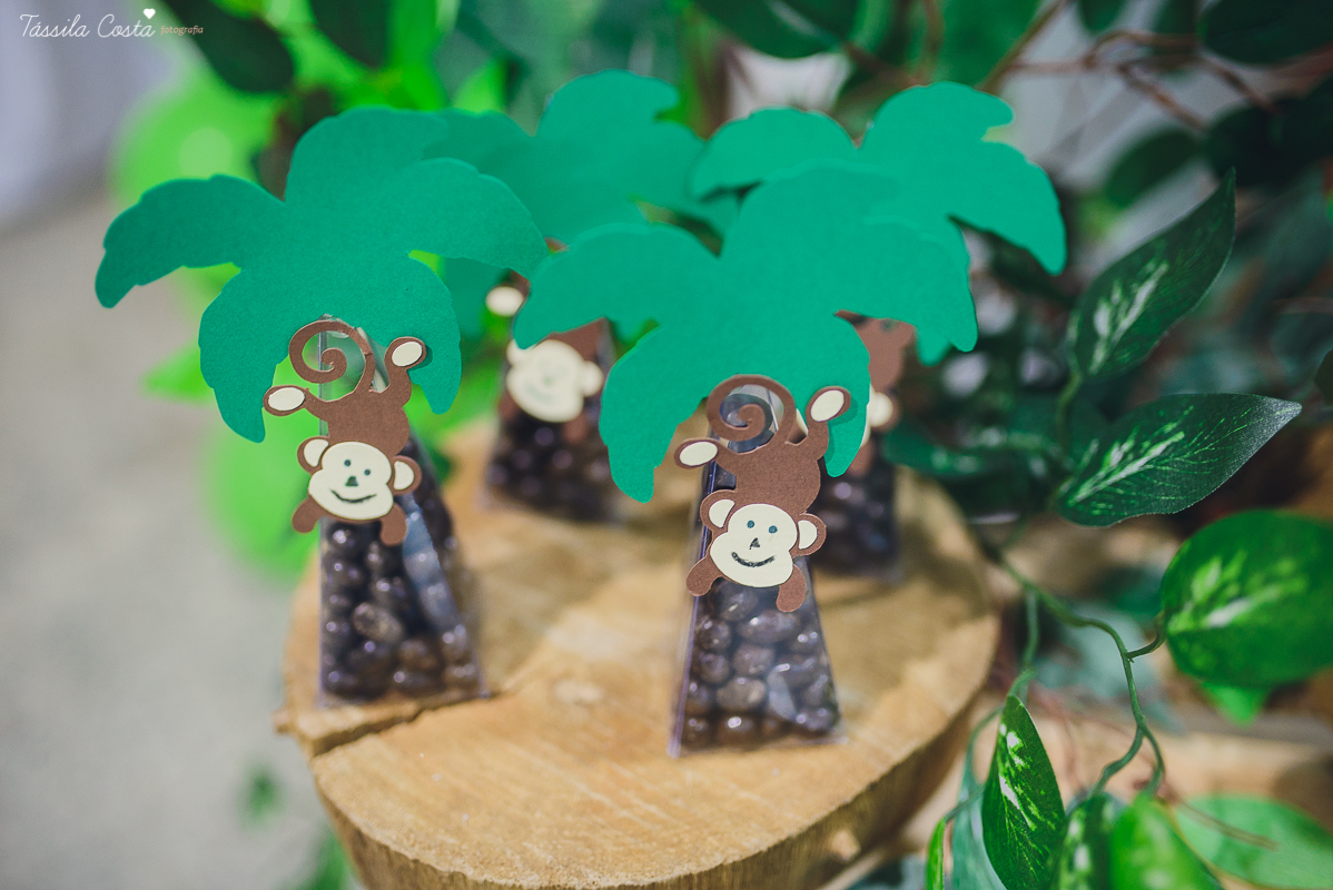 festa linda para o otávio, que completou 1 ano de vida, e comemorou com amigos e familiares no cerimonial infantil em jardim da penha, pirlim pim lim, fotografia de tássila costa fotografia, festa de menino com o tema safari, festa dos sonho